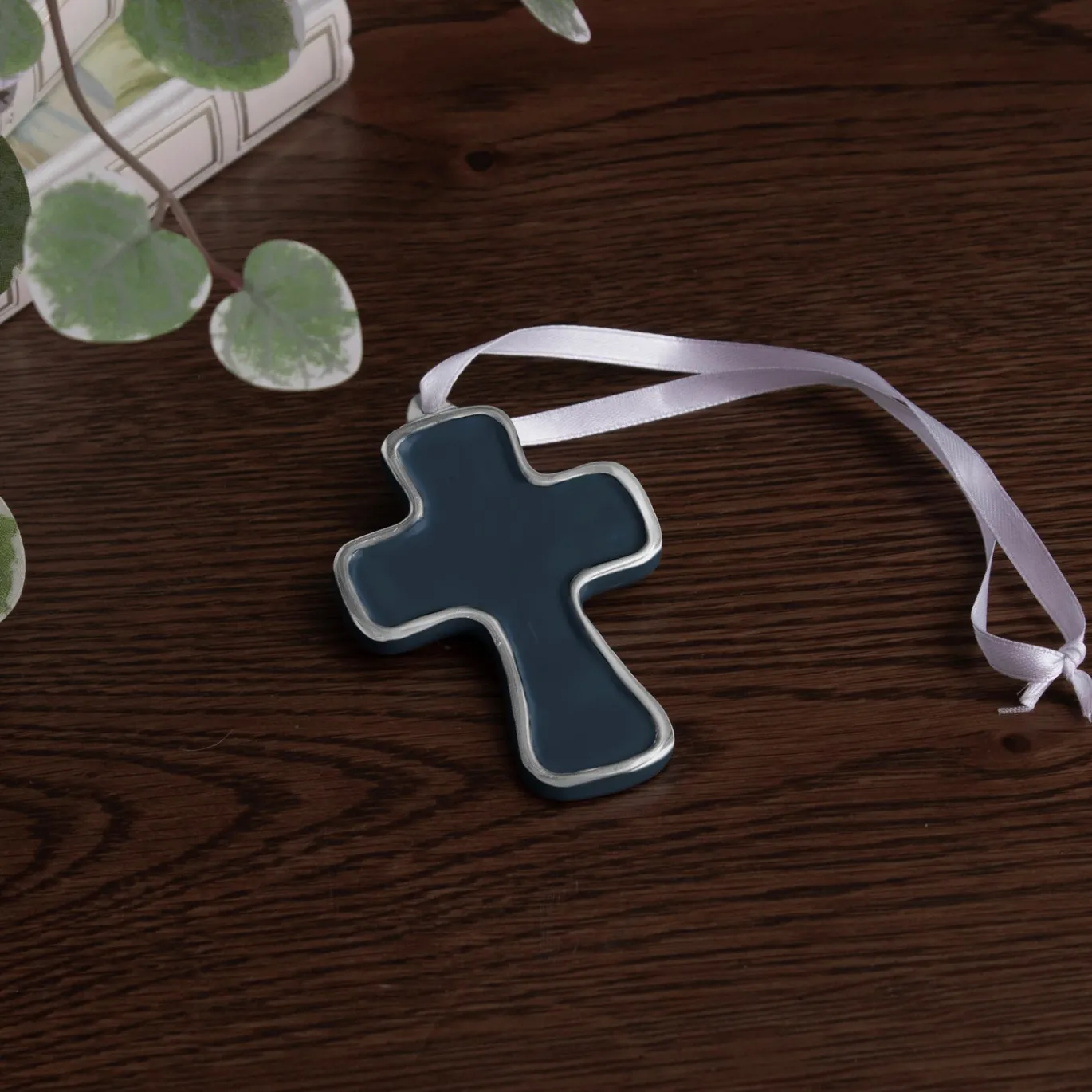 ENCANTO Athens Cross Ornament (Midnight)