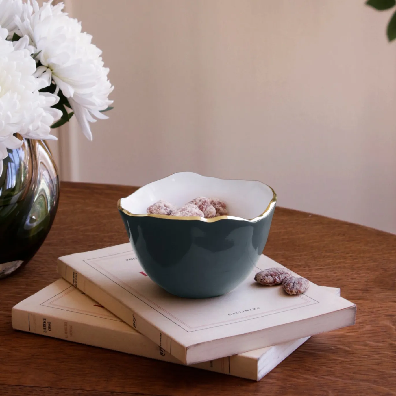 ENCANTO Osaka Small Bowl Midnight & White