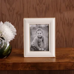 FRAME Encanto Charlotte 5 x 7 Cream
