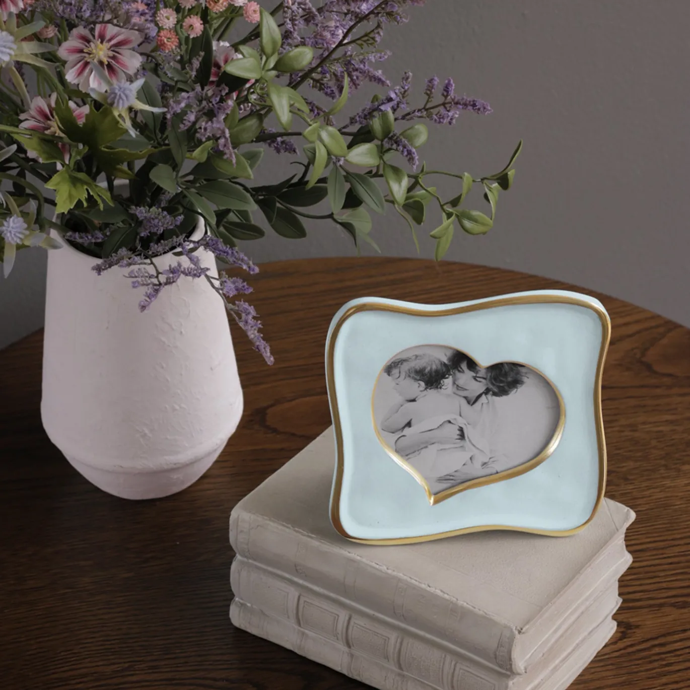 FRAME Encanto Curved Heart 5 x 5 (Blue)