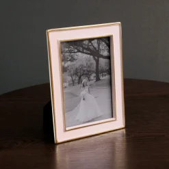 FRAME Encanto Jason 4 x 6 (Camellia)