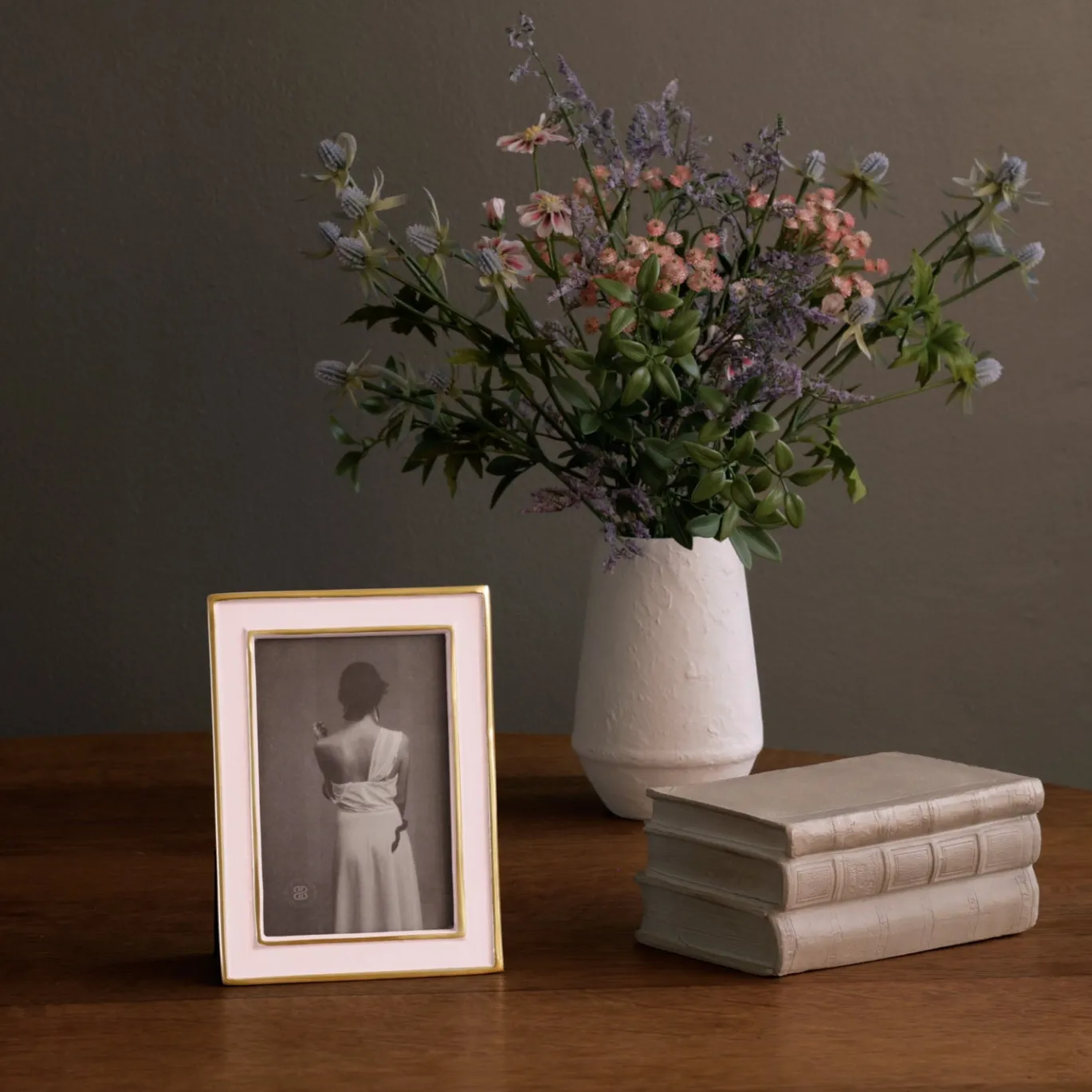 FRAME Encanto Jason 4 x 6 (Camellia)