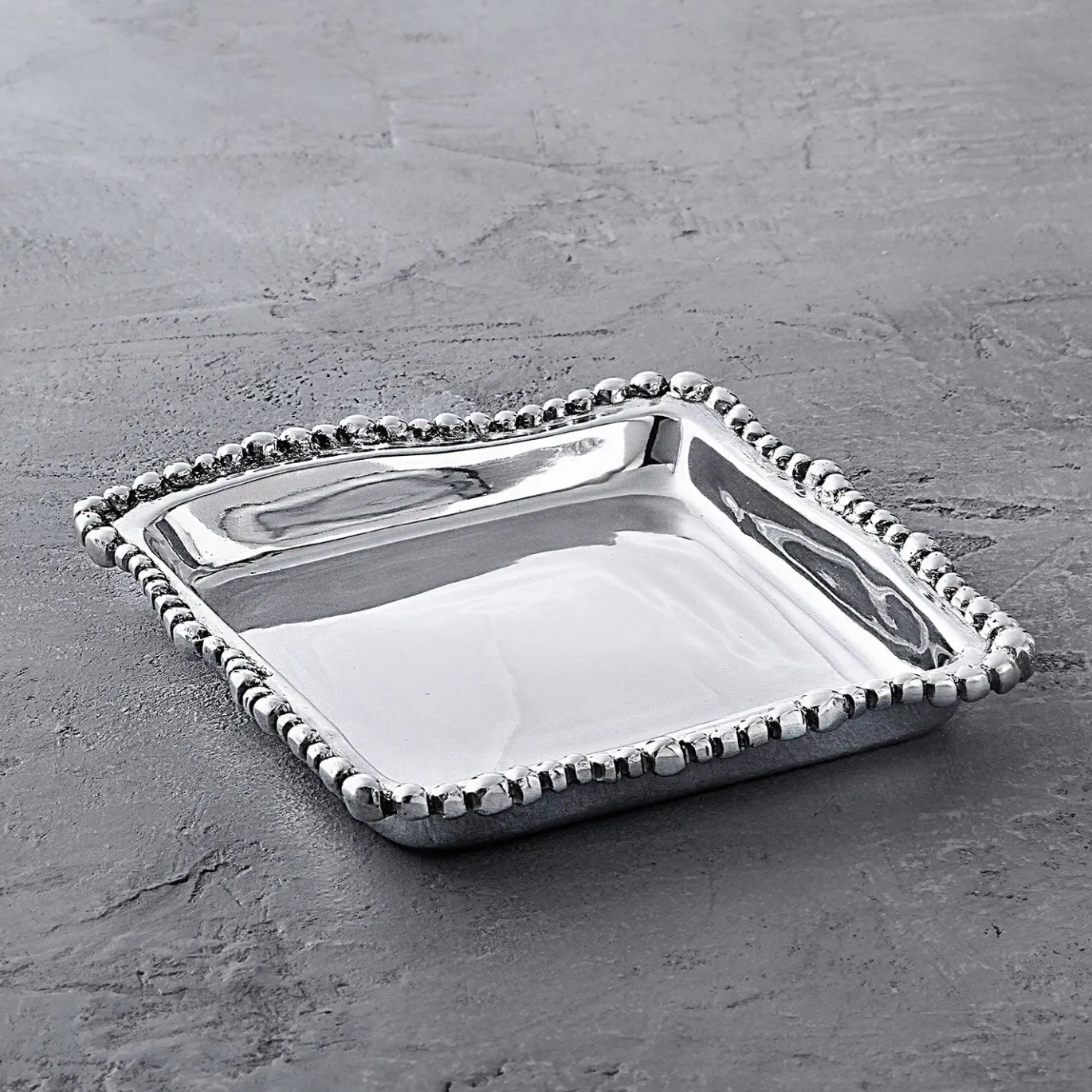 GIFTABLES Organic Pearl Napkin Box