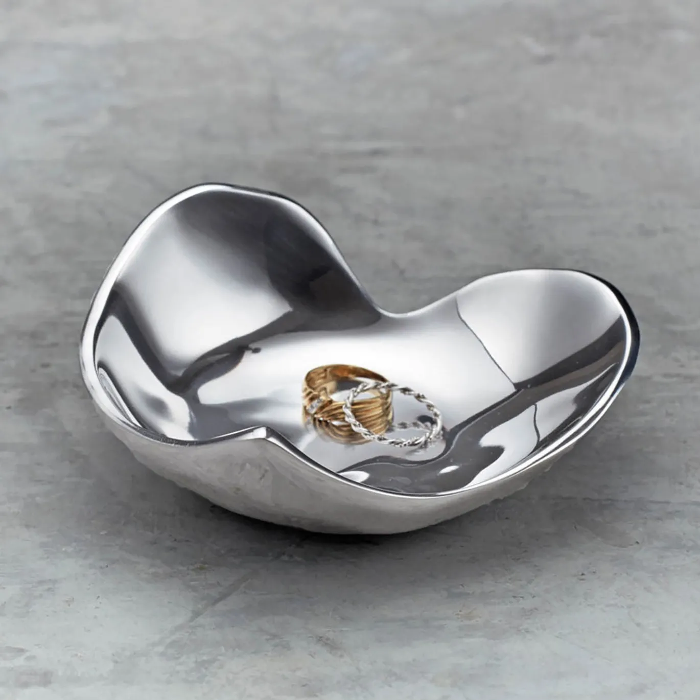 GIFTABLES Soho Heart Bowl