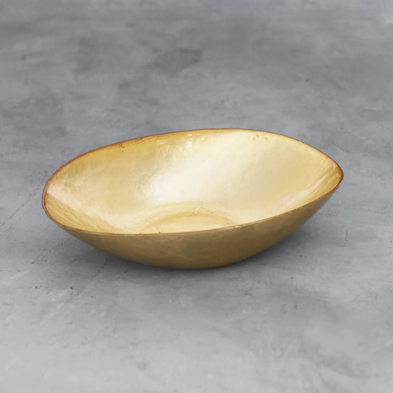 GLASS New Orleans Medium Oval Foil Leafing Bowl (Gold)