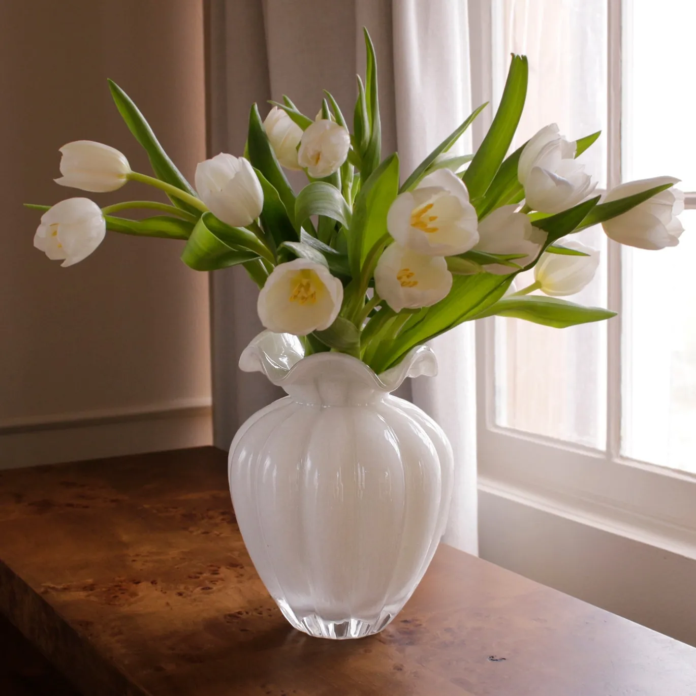 GLASS Vento Large Vase Cream