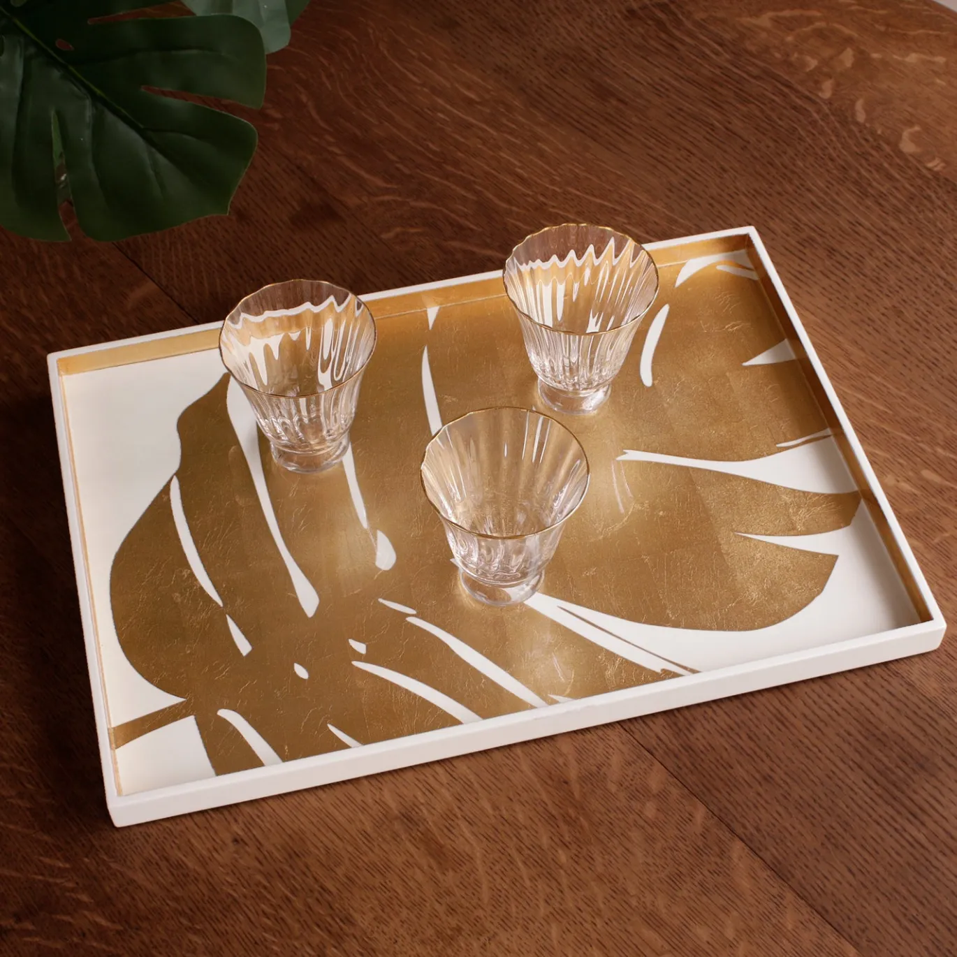 INDOCHINE Large Lacquered PhilodendronTray White and Gold