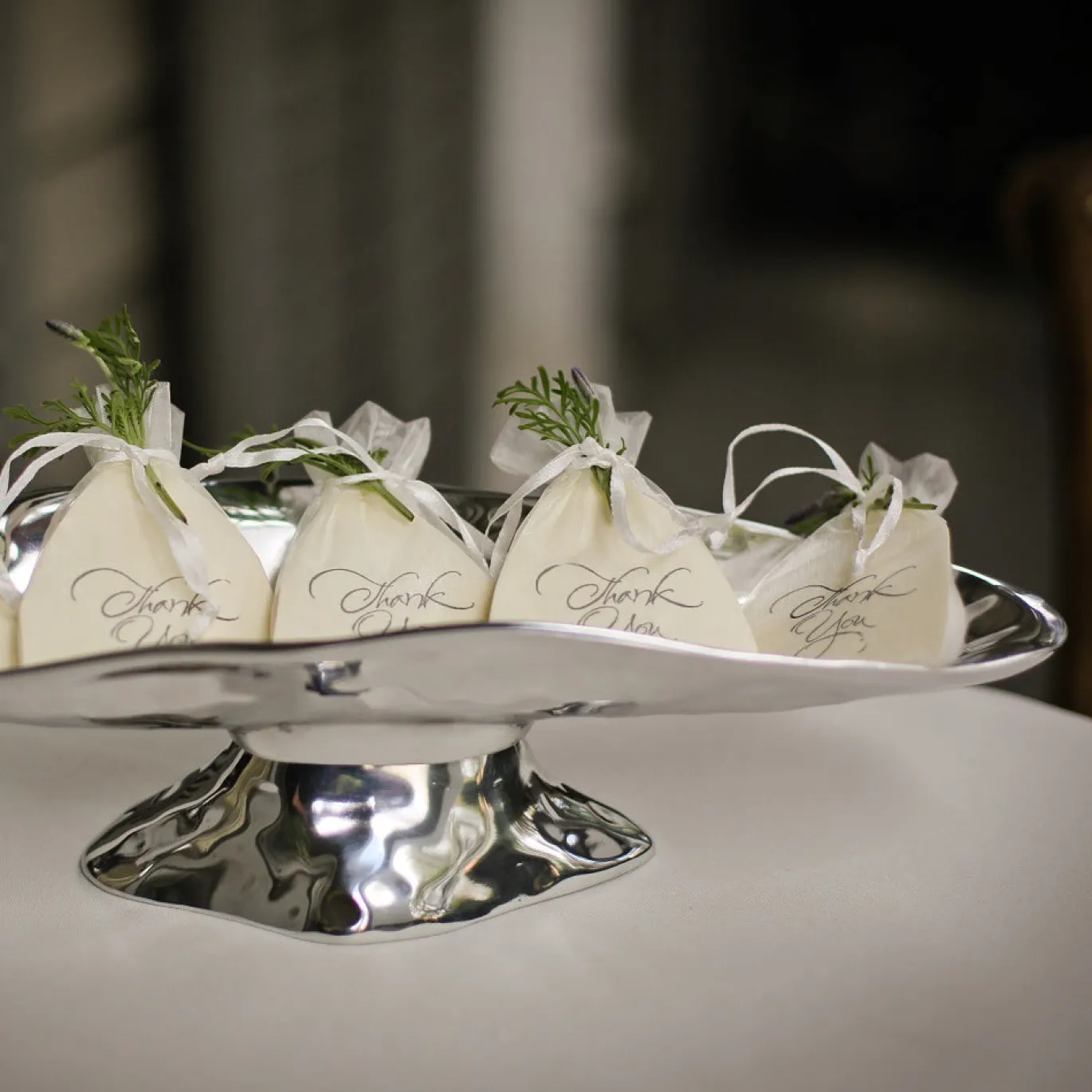 PEDESTAL Soho Small Oval Cracker Tray