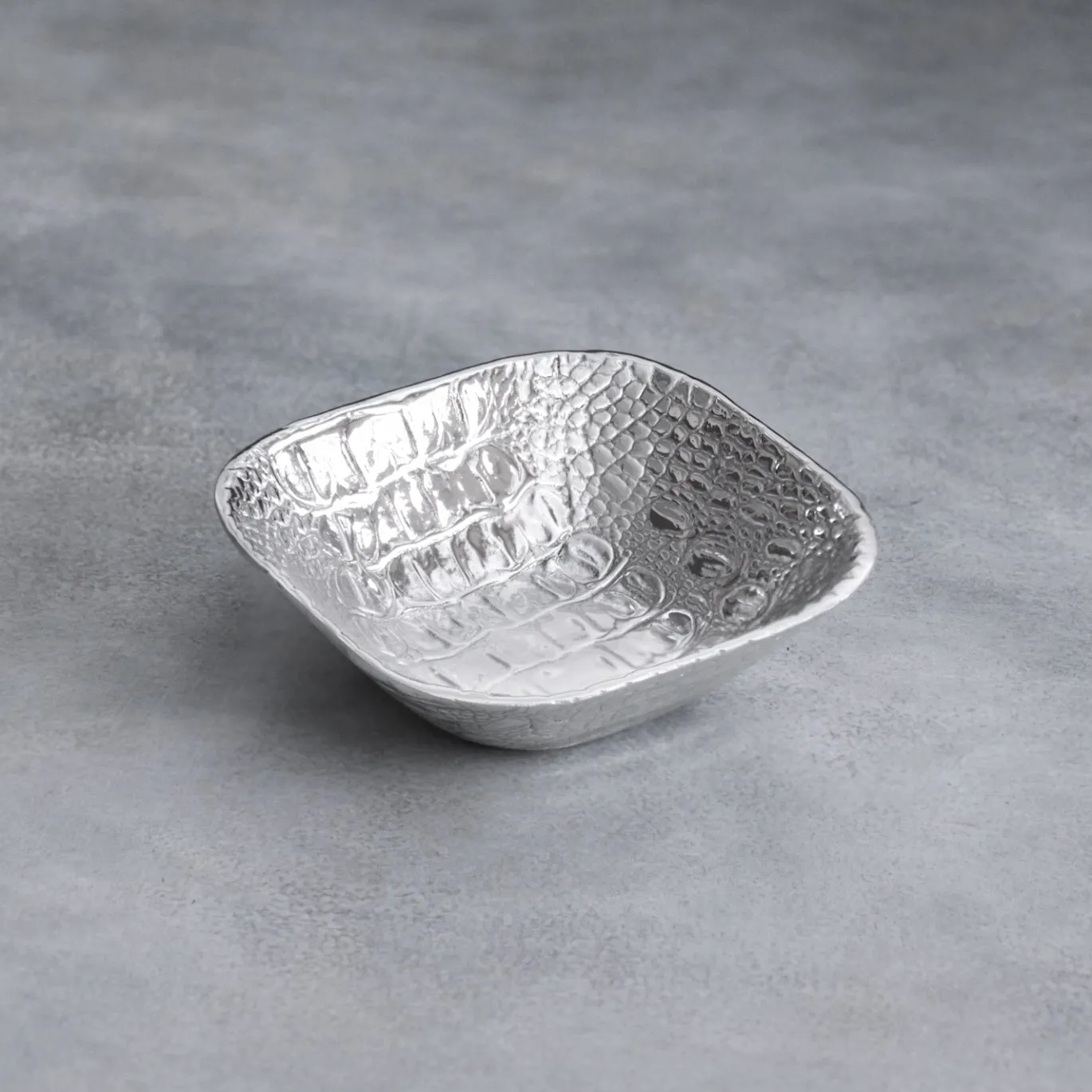 PIELES Croc Small Square Bowl