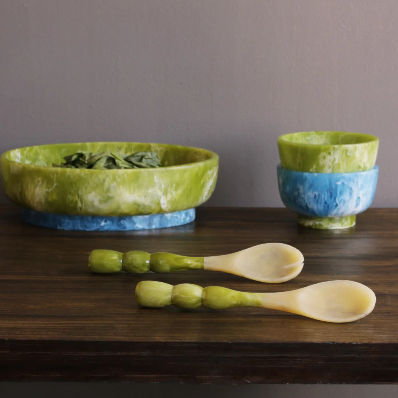 RESIN Rio Small Bowl with Base (Blue and Green)