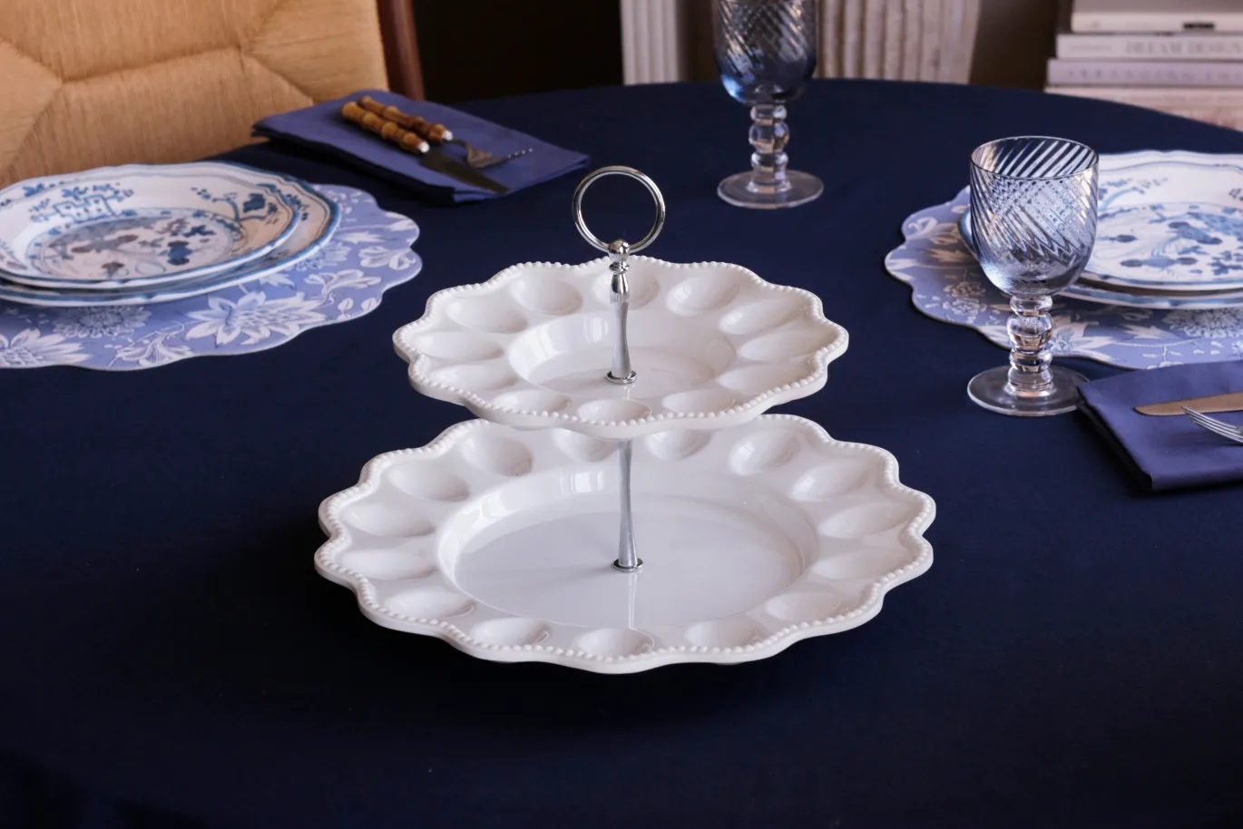 VIDA Alegria Two Tiered Egg Server White