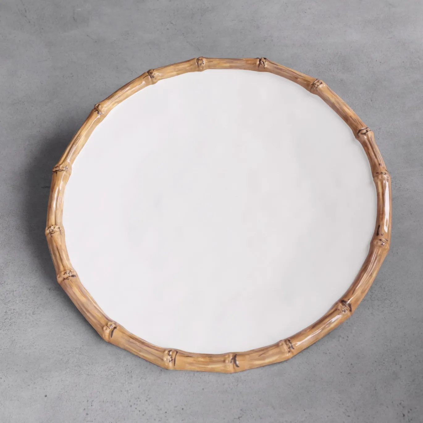 VIDA Bamboo 13" Charger Set of 4 (White and Natural)