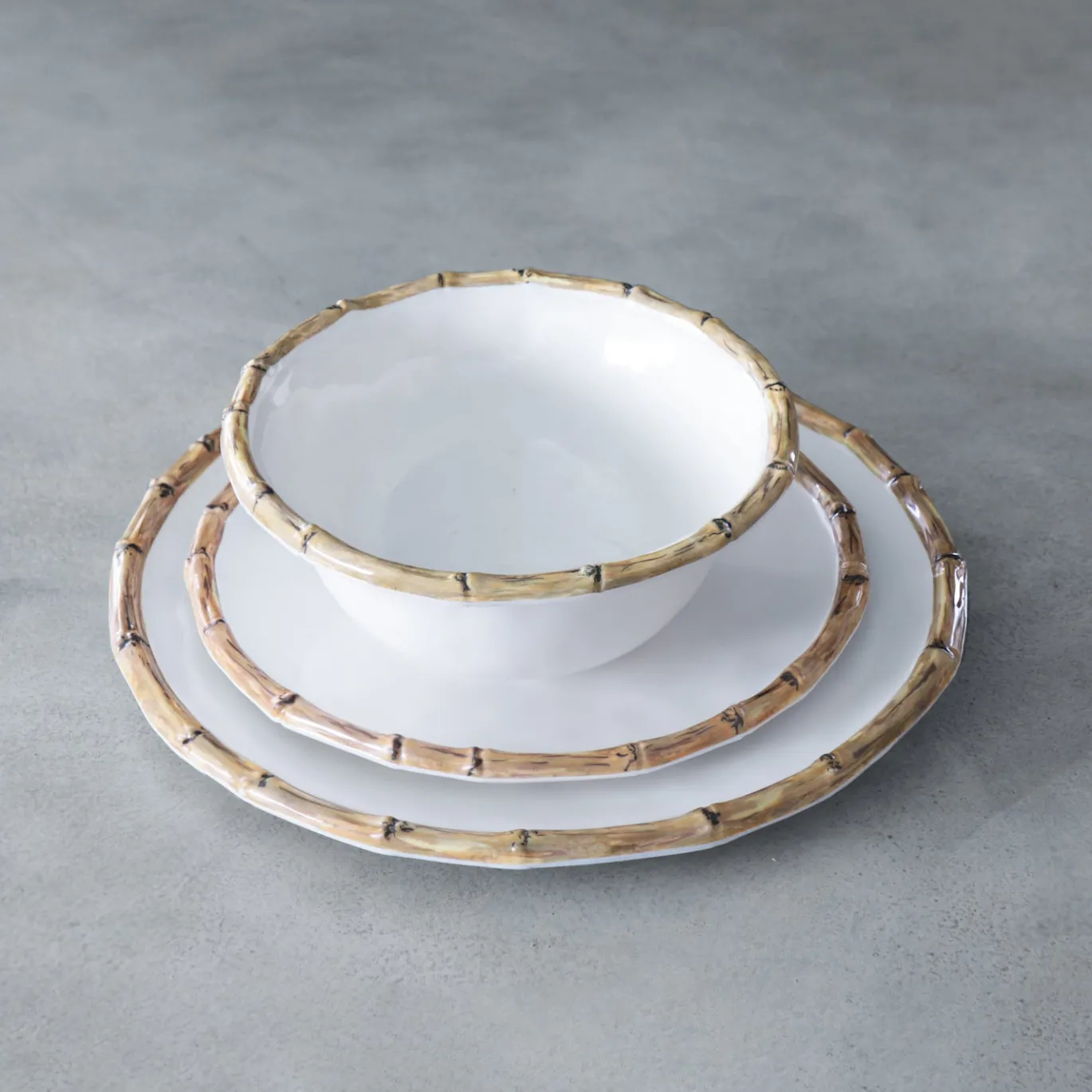 VIDA Bamboo 9" Salad Plate Set of 4 (White and Natural)