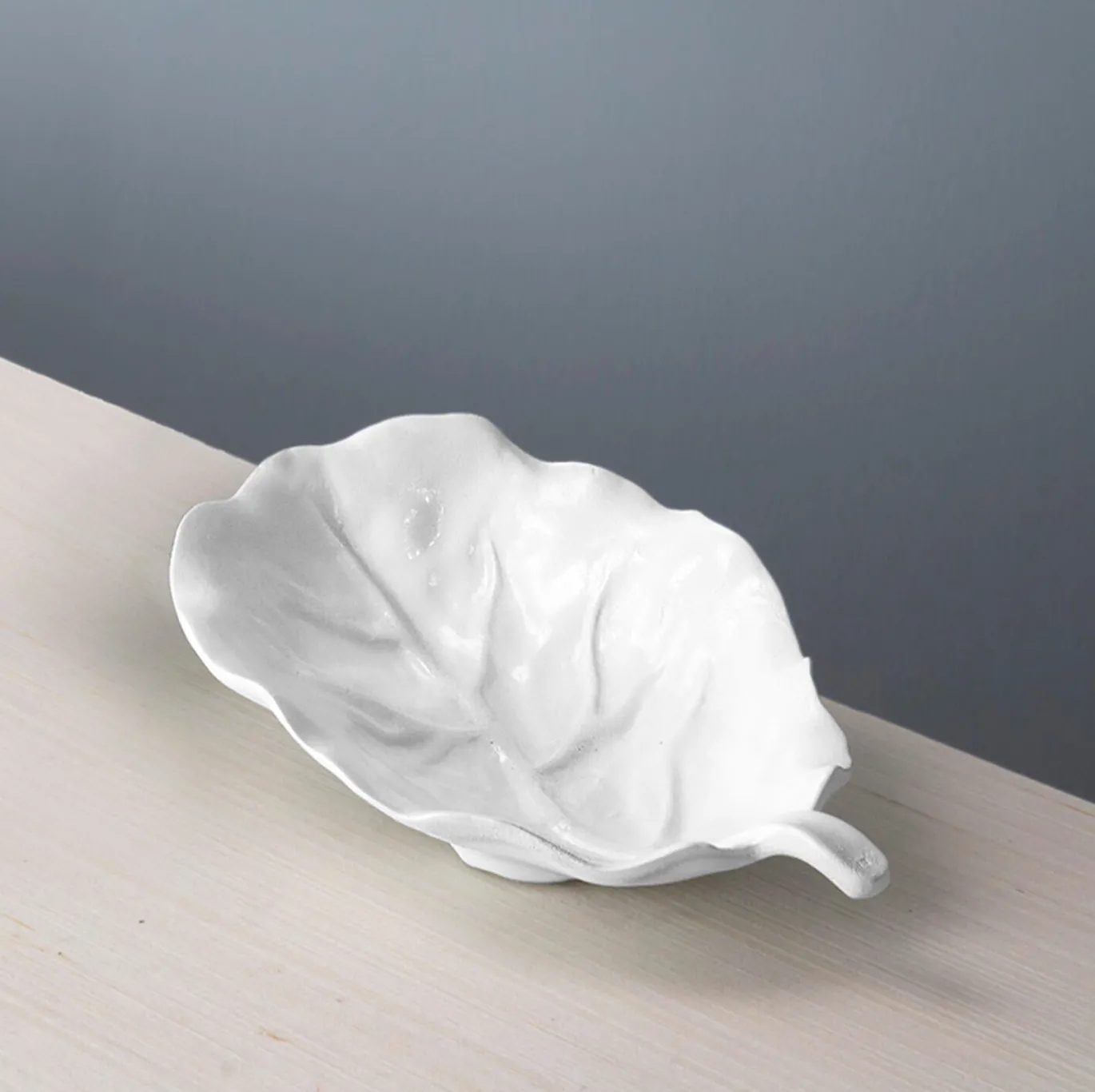 VIDA Lettuce Small Leaf Platter (White)